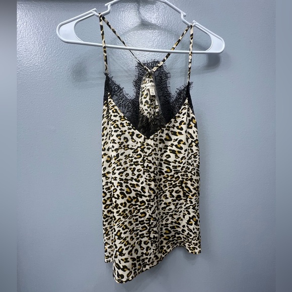 NWT love on a hanger sleeveless animal print top size small - Picture 1 of 5